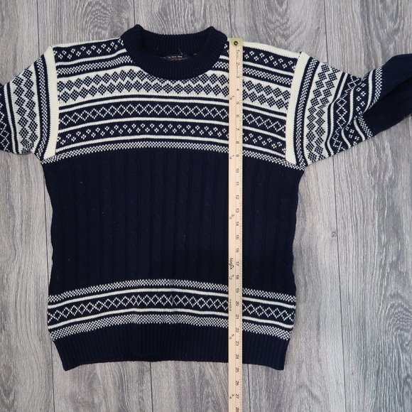 JCPenney Sweater Vintage Mens Knit Top Fair Isle Retro Crewneck Blue White M - Picture 7 of 14
